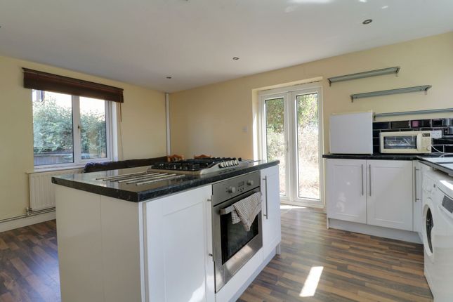 53 Parklands, Scunthorpe photo 3