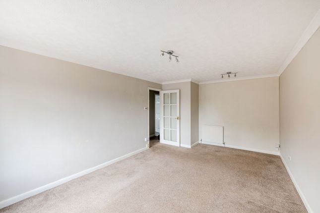 7 Signal Court Station Road, Lingfield photo 4