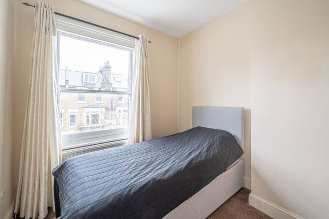 Maisonette for sale in Courthope Road, Hampstead, London