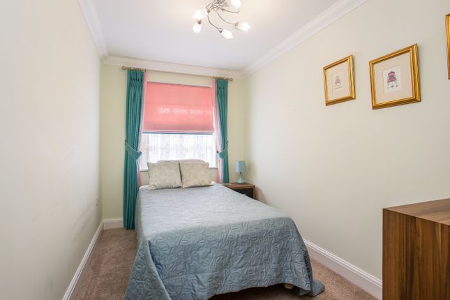 Flat for sale in 34 Worthing Road, Horsham