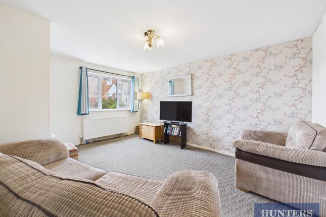 6, Mallard Close, Filey photo 2
