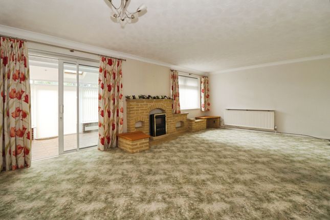122, Manor Lane, Charfield photo 4