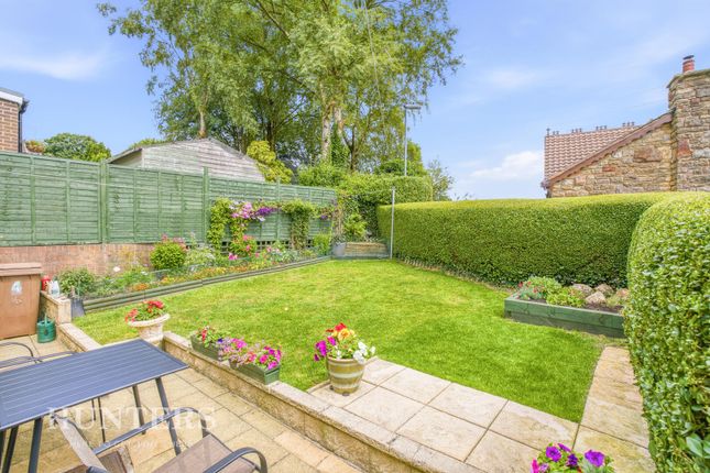 4, Chelburn View, Littleborough photo 4