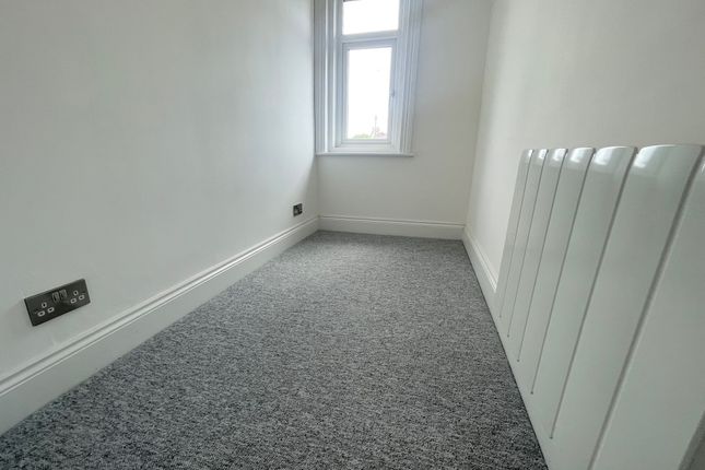 Flat to rent in Portman Road, Boscombe, Bournemouth
