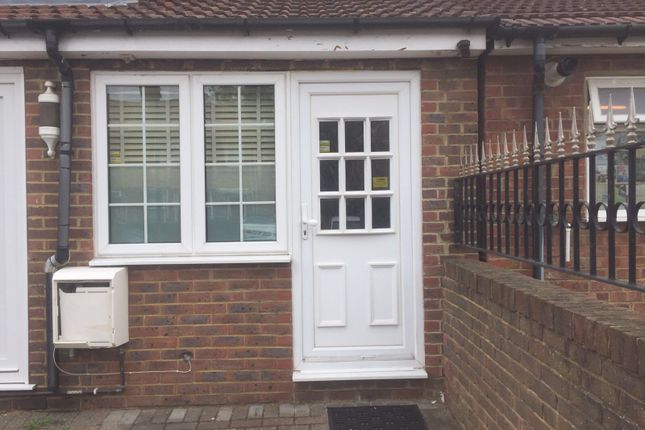 One Bedroom House To Rent In Kenton Harrow With A Garden