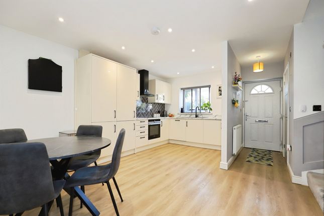 1, Lime Grove, STOURPORT-ON-SEVERN photo 4