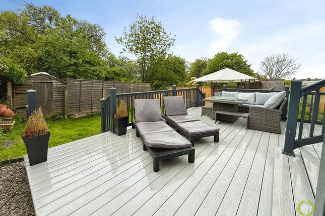 7 Moor Lane, Darwen photo 4