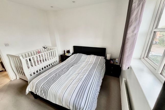9 Deacon Place, Middleton, Milton Keynes photo 4