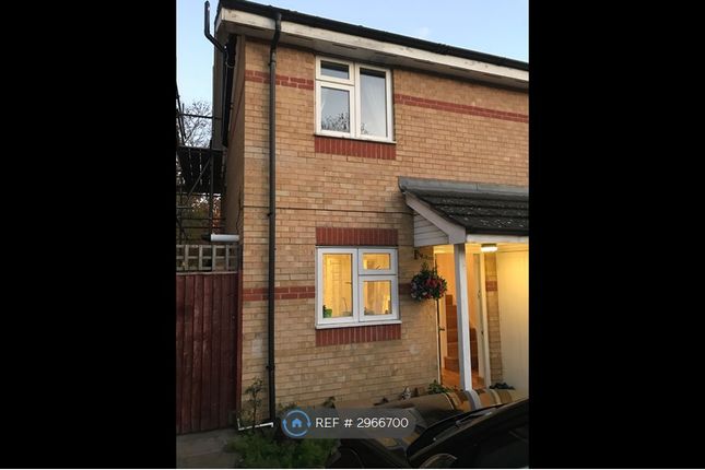 Snakes Lane East, Woodford Green photo 2