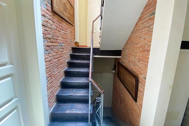 Apartment for sale in Barga, Tuscany, 55051, Italy