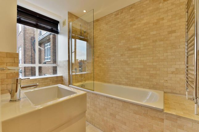 Flat for sale in Harrow Lodge, St. John's Wood