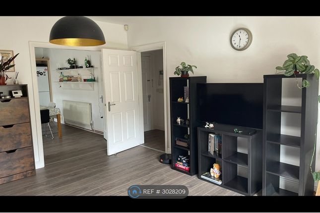 Flat, Wilmslow Road, Manchester photo 4