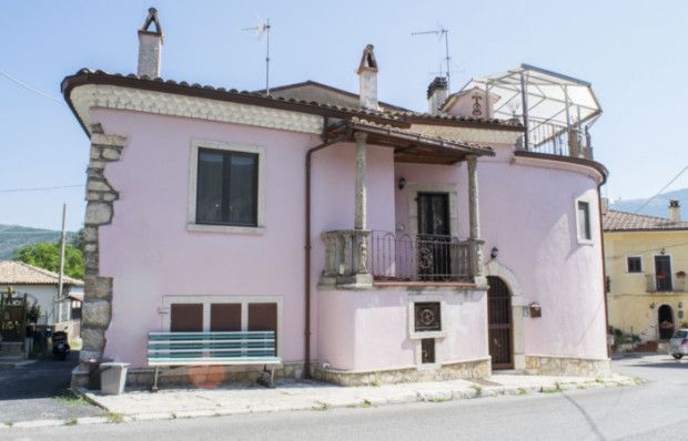 Thumbnail Detached house for sale in L\'aquila, Abruzzo, Aq67050