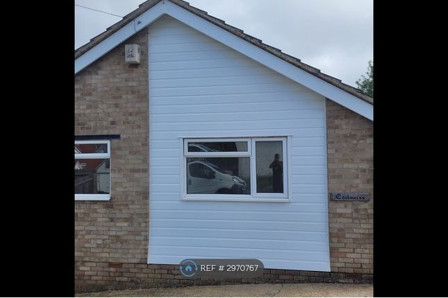 3-bed house on Winfield Close, Brighton, £2,200/mo