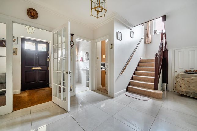 19, Ash Close, Stanmore photo 2
