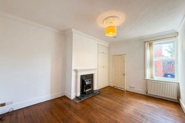 30 Faraday Grove, Gateshead photo 2