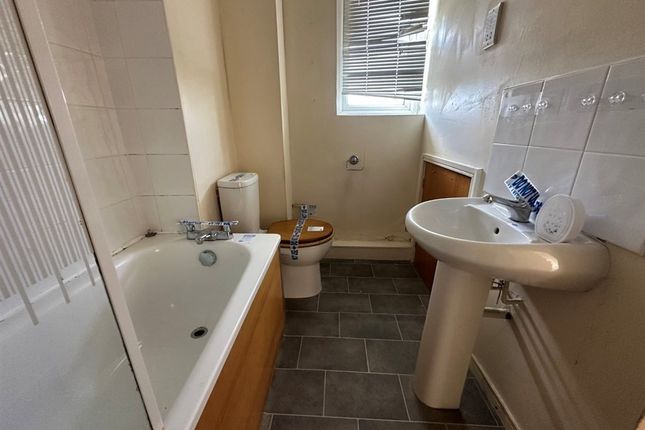 Flat 87, Southmoor, 23, Glebelands Road, MANCHESTER photo 2