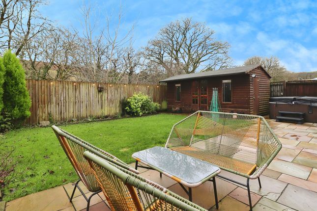 30, Swyn Y Nant, Porth photo 2
