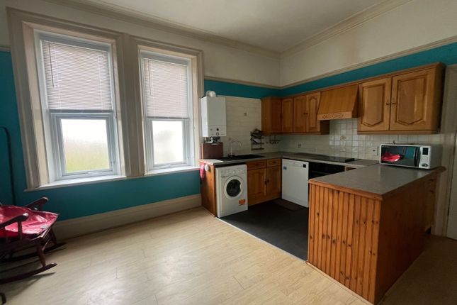 Flat 4, 104 Penylan Road, Cardiff photo 2