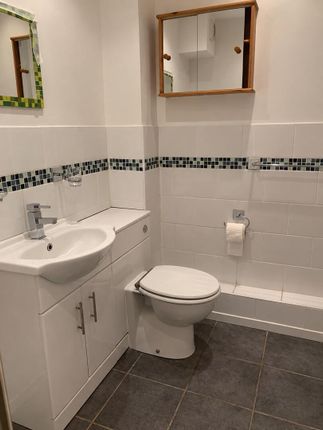 38, Maltby Drive, Enfield photo 4