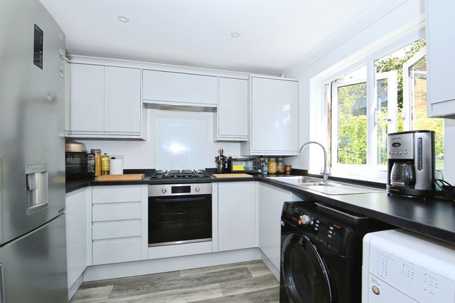 25, Newlands Road, Peterborough photo 3