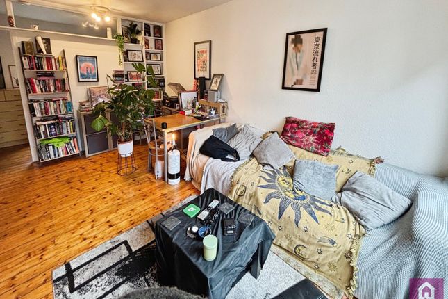 Flat 17, Thorne House,, Wilmslow Road, Greater Manchester photo 3