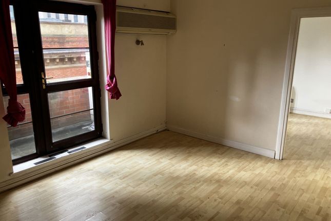 44 Tuscany House, Dickinson Street, Manchester photo 4