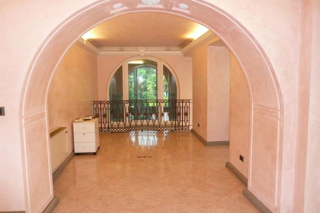 Villa for sale in Luino, Lombardy, 21016, Italy