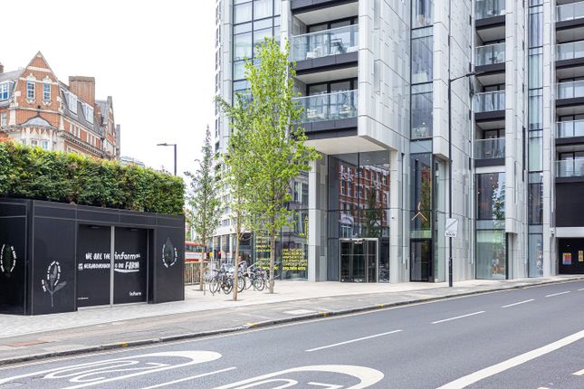 Thumbnail Flat for sale in City Road, Old Street