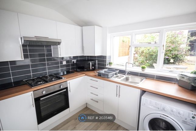 Thumbnail Terraced house to rent in Percy Road, Southsea