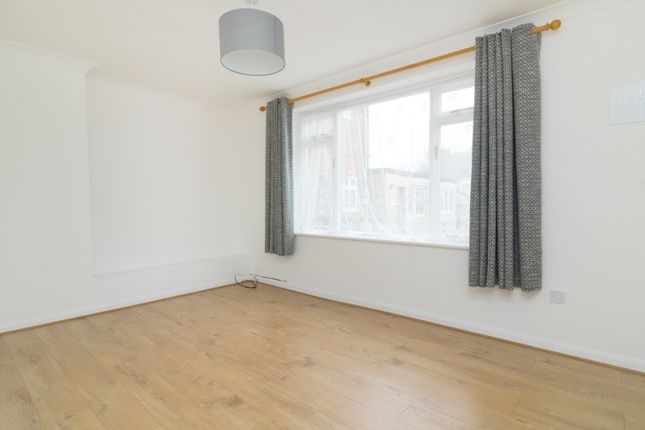 12  Flat 4, Tankerton Road, Whitstable photo 4
