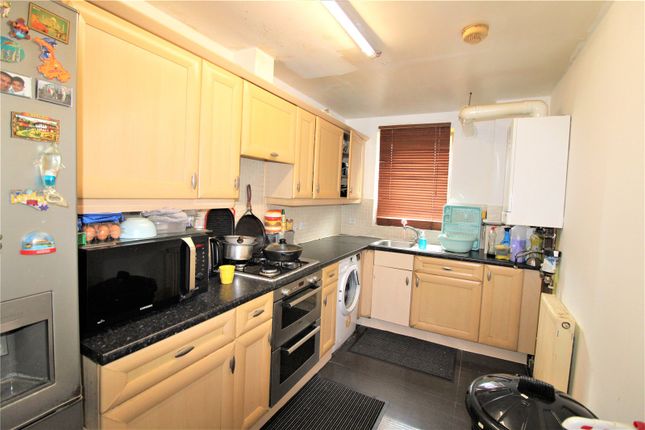 Flat for sale in Waxlow Way, Northolt, Greater London