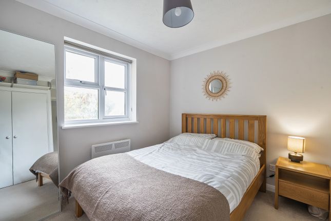 Flat 10, Archers Court, 13A, Nottingham Road, South Croydon photo 4