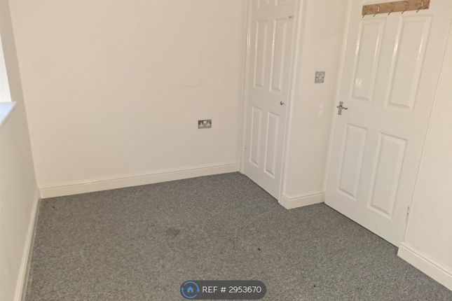 Lodge Court, Donnington Wood, Telford photo 5