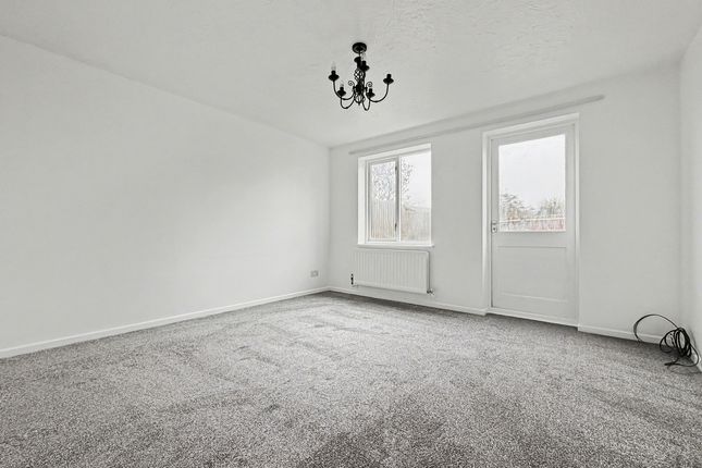 21, Morgan Drive, Greenhithe photo 3
