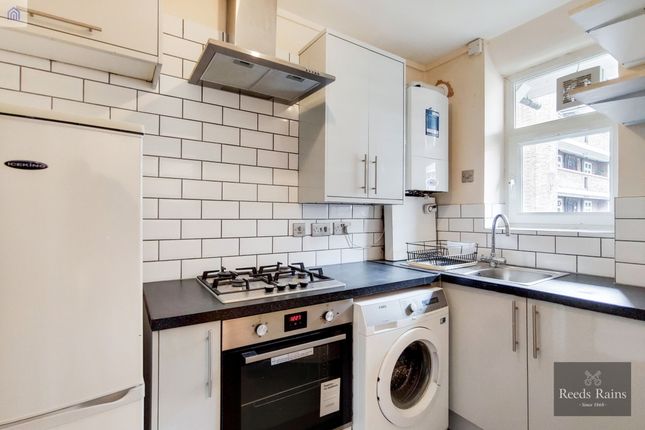 Flat 16 Key House,, Bowling Green Street, London photo 2