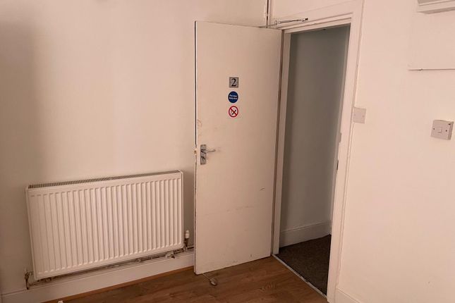 668, Bristol Rd, Birmingham photo 2