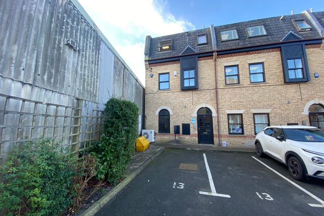 Thumbnail Office to let in South Street, Bishop's Stortford