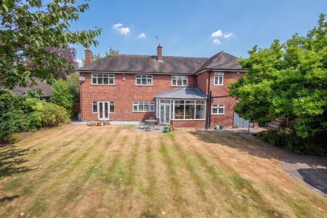 23, Delahays Drive, Altrincham photo 4