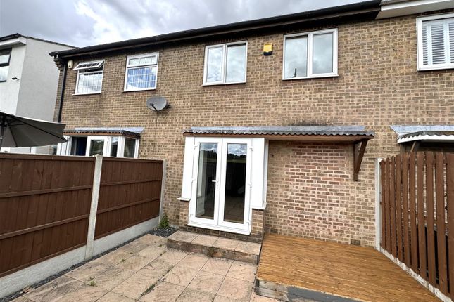 Thumbnail Town house for sale in Badsley Court, Clifton, Rotherham