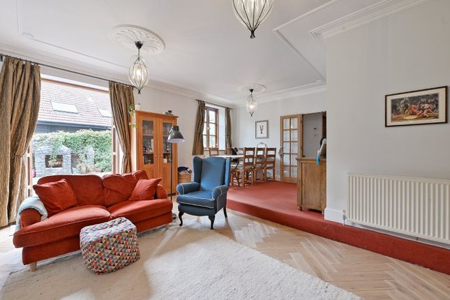 Ground Floor Flat, 2, Bannerleigh Cottages, Bristol photo 2
