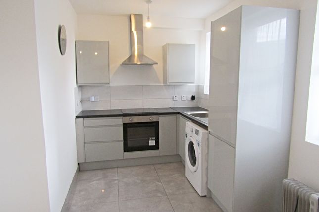Thumbnail Flat to rent in High Street, Walthamstow