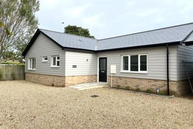 Thumbnail Bungalow to rent in Beck Row, Bury St. Edmunds