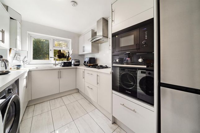 28, Atney Road, Putney photo 3
