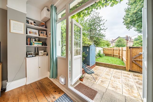 Flat 3, 43, Westwood Hill, London photo 2