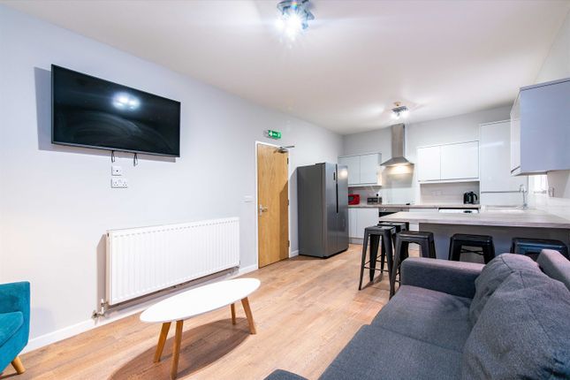 Flat to rent in 6 Bed Cluster, Varsity City, The Lace Market