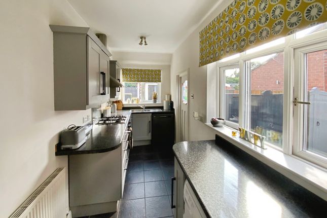 12a, Lynngarth Avenue, Cottingham photo 4