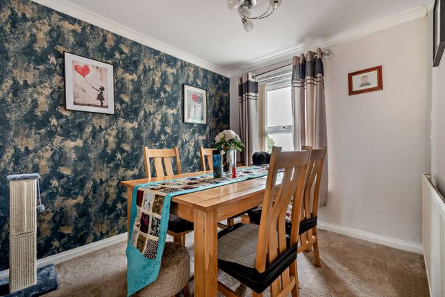 631, Firshill Crescent, Sheffield photo 4