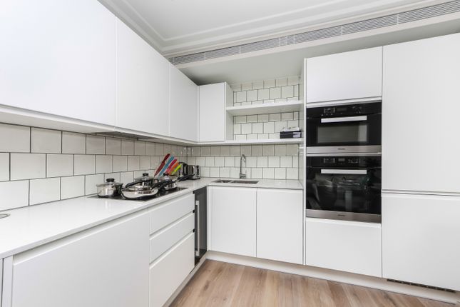 Flat for sale in Crisp Road, Hammersmith