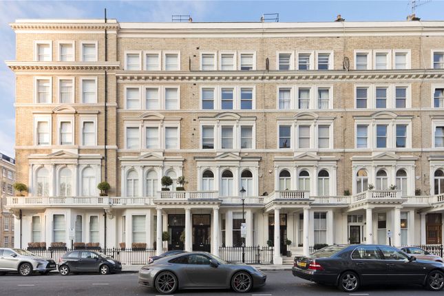 Thumbnail Flat for sale in Queen's Gate Place, South Kensington, London
